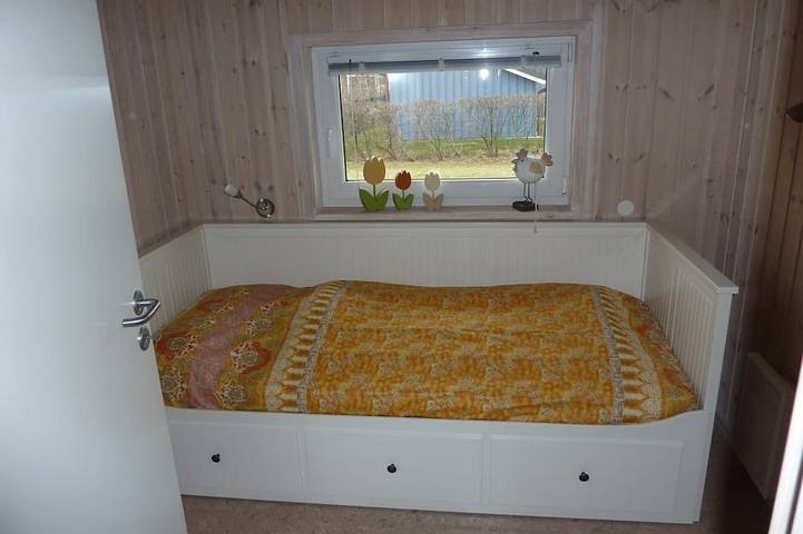 Ferienhaus für 5 Personen, mit Sauna und Terrasse sowie Garten in Wesselburenerkoog - 4