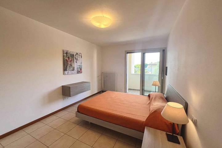 Apartamento entero, Apartamento vacacional con balcón y aire acondicionado in Lignano Sabbiadoro, Provincia d'Udine