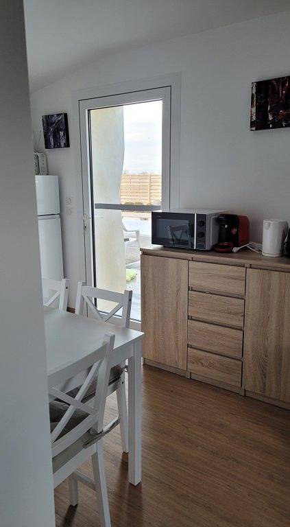 Gîte pour 5 personnes, avec jardin et piscine ainsi que jacuzzi et terrasse dans les Deux-Sèvres - 4