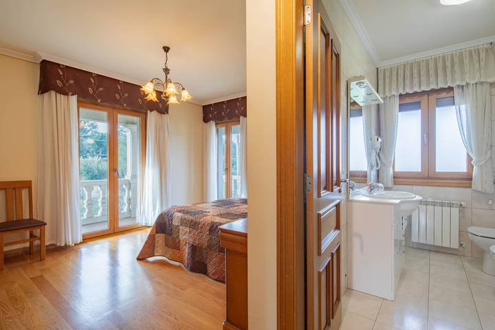 Gîte pour 3 personnes, avec jardin à Cangas - 3