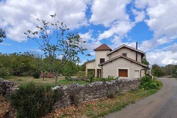 Gîte pour 5 personnes, avec terrasse et jardin à Issendolus