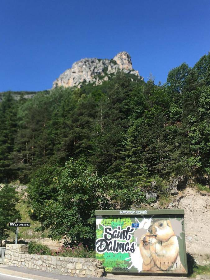 Gîte pour 6 personnes, avec terrasse ainsi que vue et jardin, animaux acceptés à Tende - 2