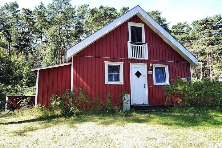 Ferienhaus am Strand für 6 Personen, mit Sauna und Whirlpool sowie Terrasse auf Rügen