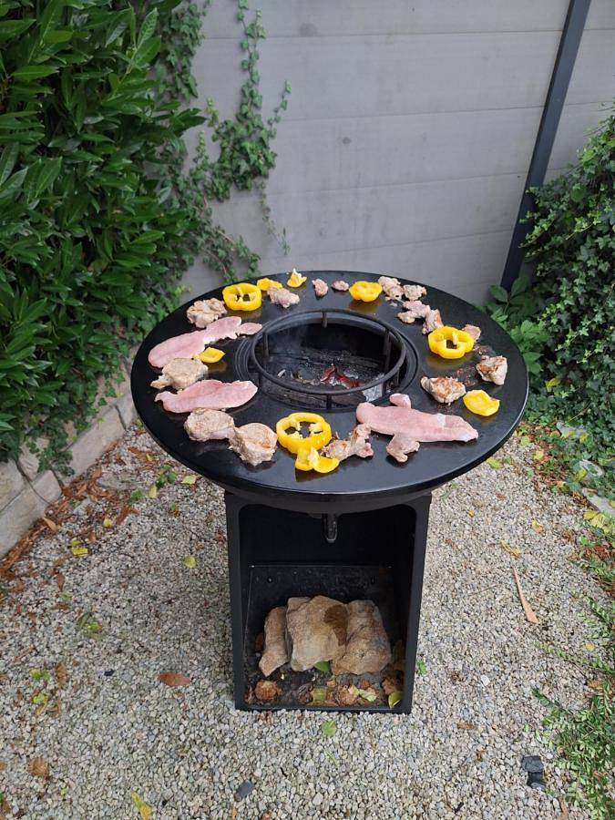 Gîte pour 6 personnes, avec jacuzzi ainsi que jardin et piscine à Baume-les-Dames - 3