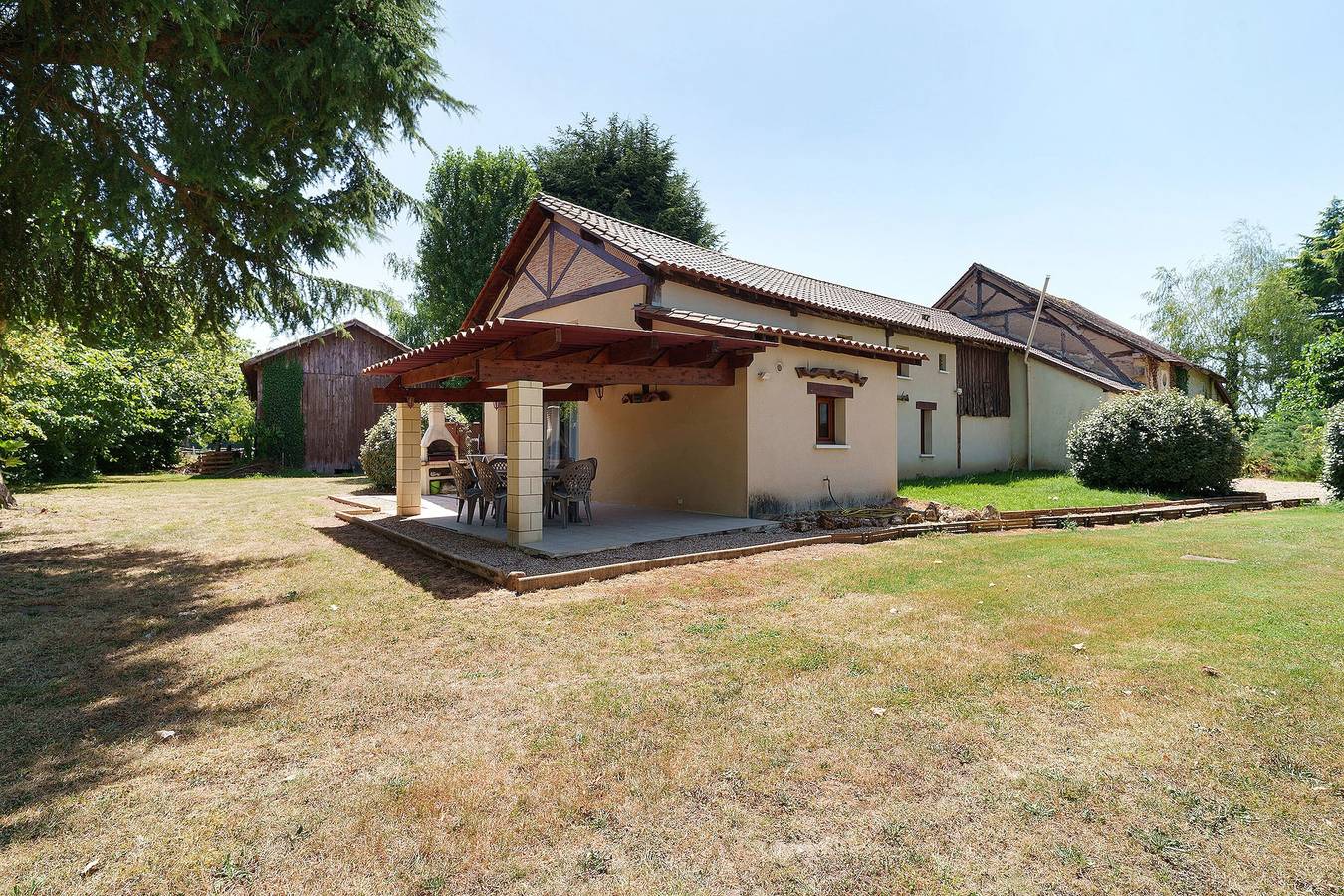 Gîte Jardin De Pomarède avec terrasse privée, Wi-Fi et climatisation in Prigonrieux, Périgord Pourpre