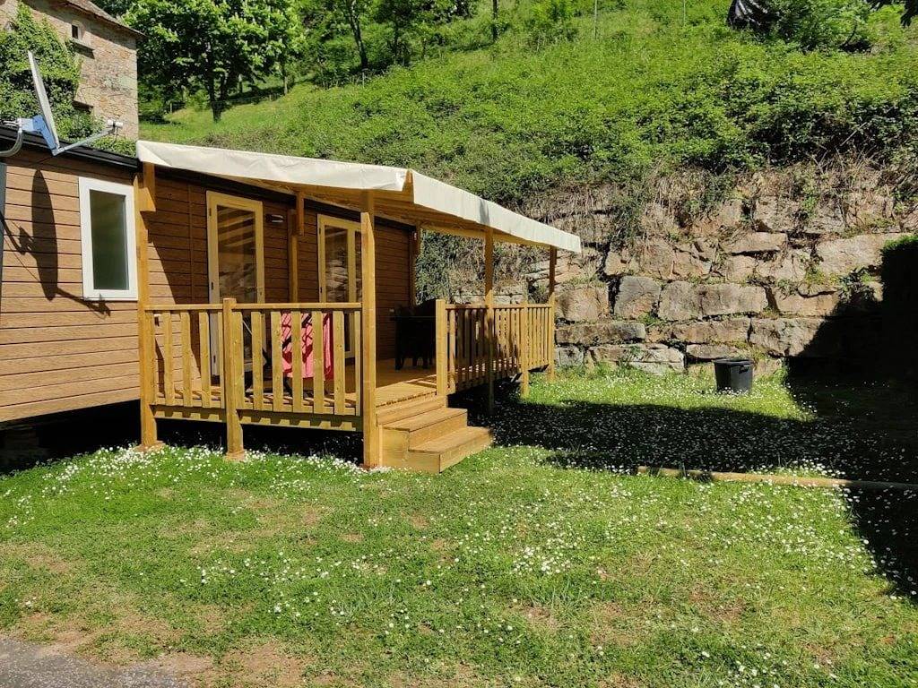 Zecamping 4* piscine animations locatif Tv clim 32m2 4 pers in Saint-Rome-de-Tarn, Parc naturel régional des Grands Causses