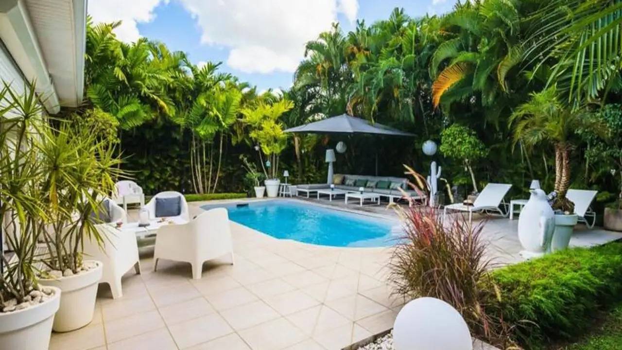 Appartement de vacances entier, Appartement de vacances pour 7 personnes avec terrasse in Baie-Mahault, Guadeloupe