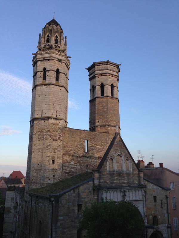 Le Vieux Saint Vincent in Mâcon, Région de Mâcon