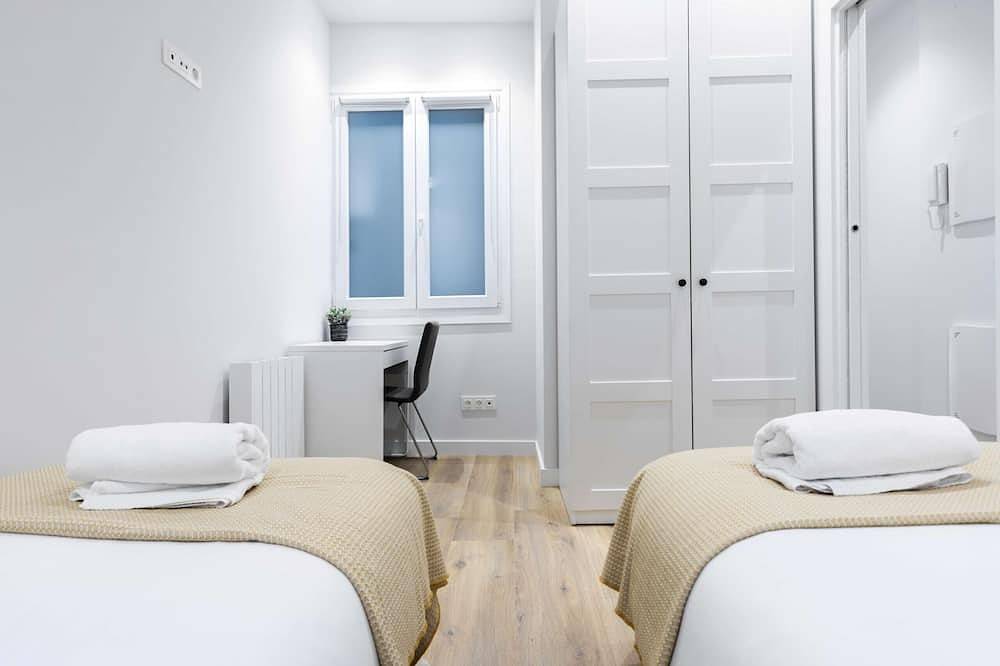 Entire apartment, Zigordia 28 apartment - zarautz city center, improved-lightning by Egona in Zarautz, Basque Coast (Spain)