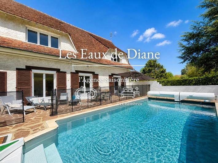 Location de vacances pour 10 personnes, avec jardin ainsi que piscine et vue, adapté aux familles à Anet