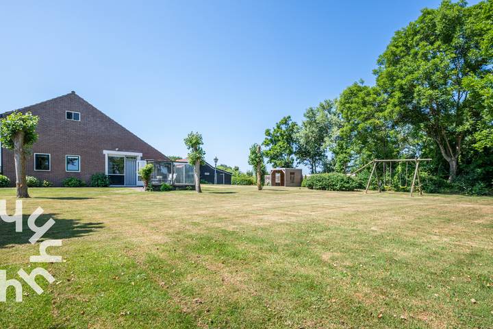 Ferienhaus für 4 Personen, mit Terrasse und Garten