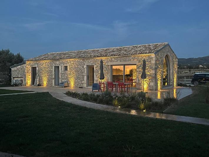 Chambre d’hôte pour 2 personnes, avec Terrasse et Jardin ainsi que Piscine et Vue à Chiaramonte Gulfi