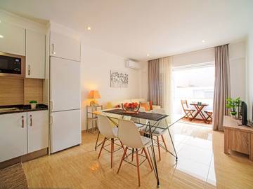 Apartamento De Férias para 3 Pessoas em Armação de Pêra, Distrito de Faro, Foto 2