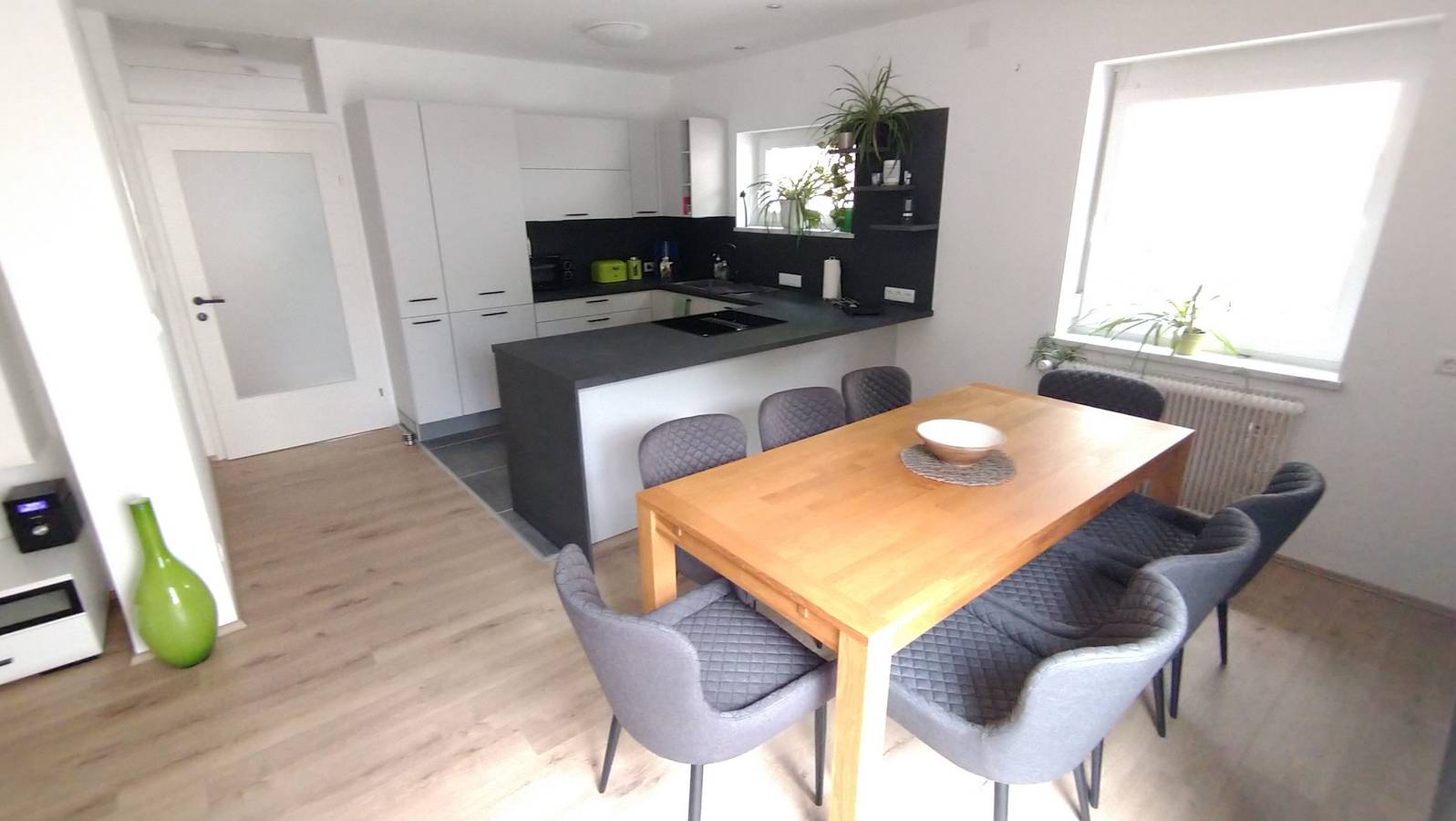Holiday Home 'Ferienhaus Kesper' with Mountain View, Private Terrace & Wi-Fi in Schottwien, Wiener Alpen