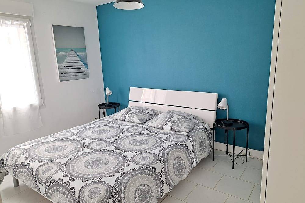 Appartement entier, Appartement confortable  dans villa avec jardin à 350 m plage et commerces in Saint-Aubin-sur-Mer (Calvados), Région de Caen