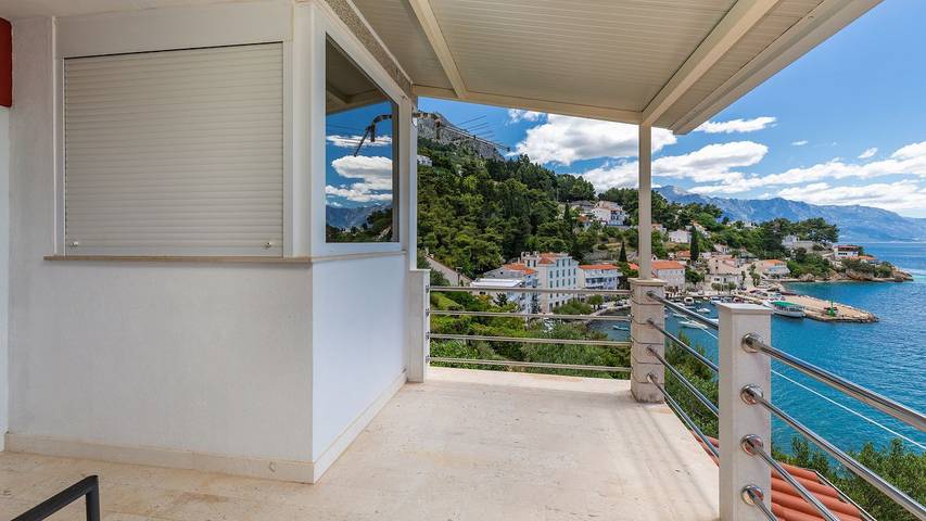 Studio für 2 Personen, mit Ausblick und Terrasse in Mimice