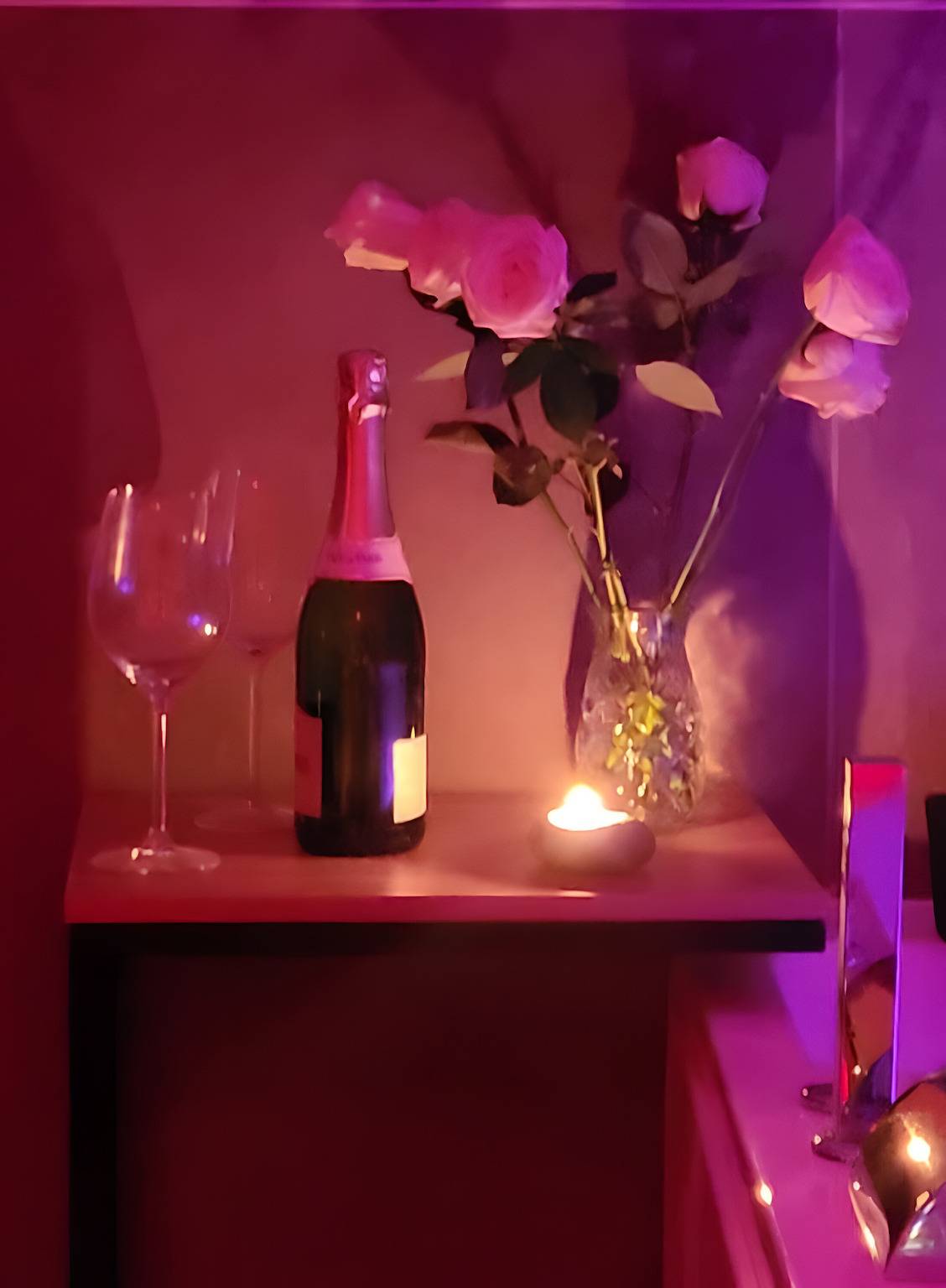 Estudio entero, Suite romántica: el placer de los sentidos in Saint-Antonin-Noble-Val, Tarn y Garona