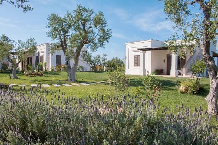 Villa pour 15 personnes, avec piscine ainsi que jardin et vue, animaux acceptés à Polignano a Mare - 3