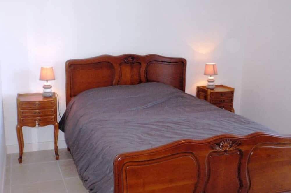 Groix: Authentic fisherman's house close to any convenience in Groix, Côte des Mégalithes