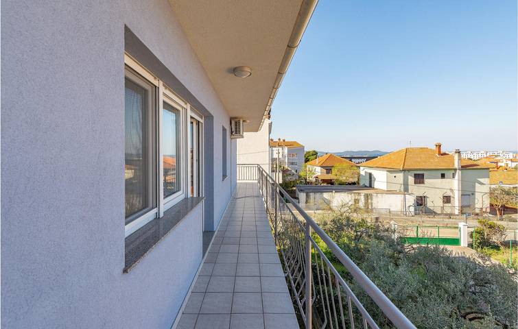 Ferienwohnung für 6 Personen, mit Terrasse in Zadar (Kommun) - 3