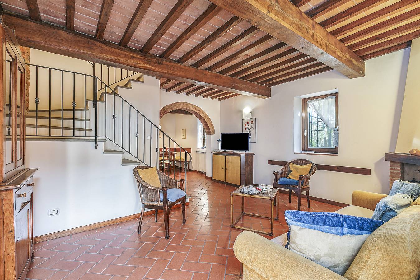 Amazing Chianti Site Fienile Shared Pool in Castelfiorentino, Chianti