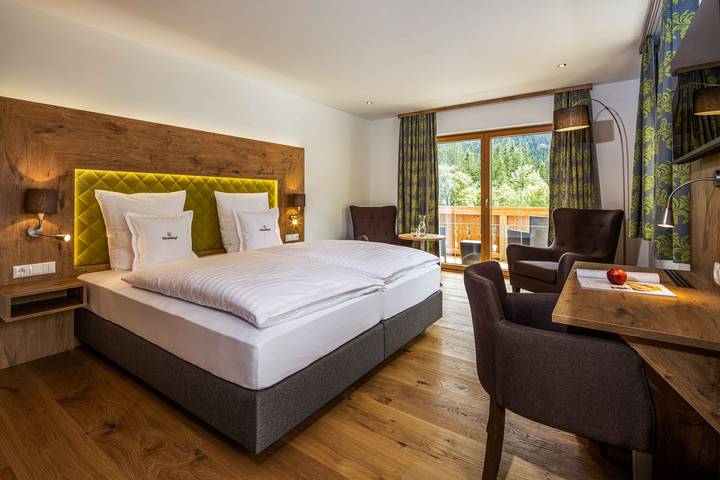 Hotel-Restaurant Wörndlhof-Das Refugium - Doppelzimmer Nr. 12, 20qm, 1-2 Personen, Kabel-Tv, W-Lan, 20qm in Hintersee, Ramsau bei Berchtesgaden
