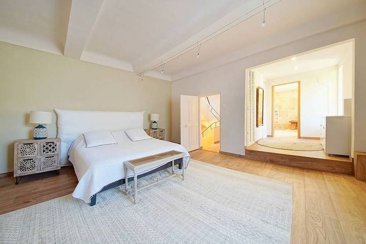 Gîte pour 14 personnes, avec jardin à Saint-Martin-de-Castillon - 3