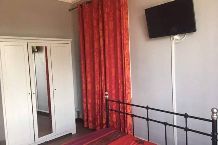Appartement entier, Gite Les Oliviers 6/8 Personnes in Carpentras, Parc naturel régional du Mont-Ventoux