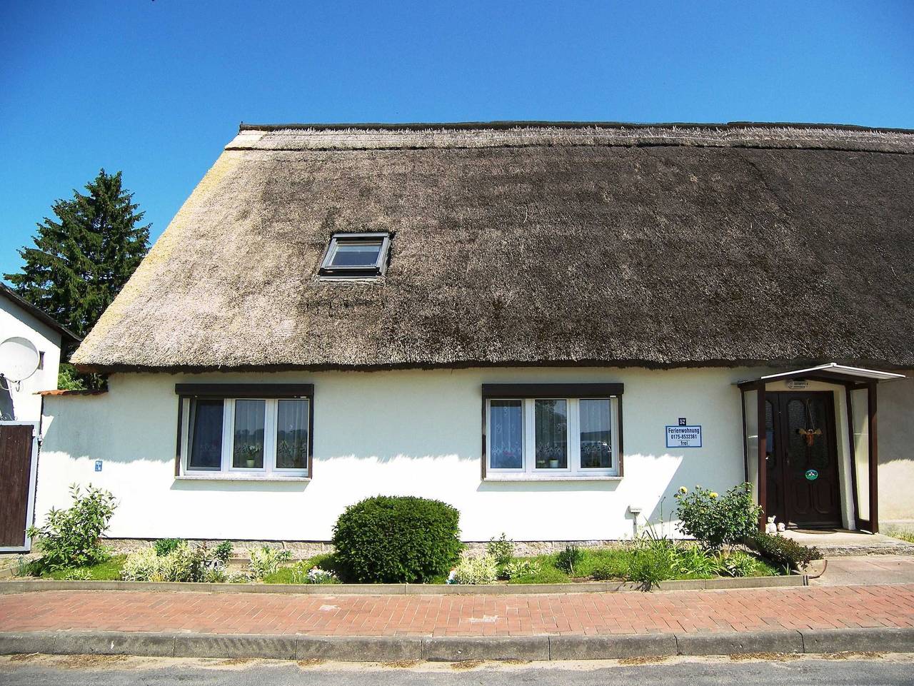 Ganze Ferienwohnung, Reethaus Natalie in idyllischer Lage mit Grill in Ulrichshorst, Korswandt