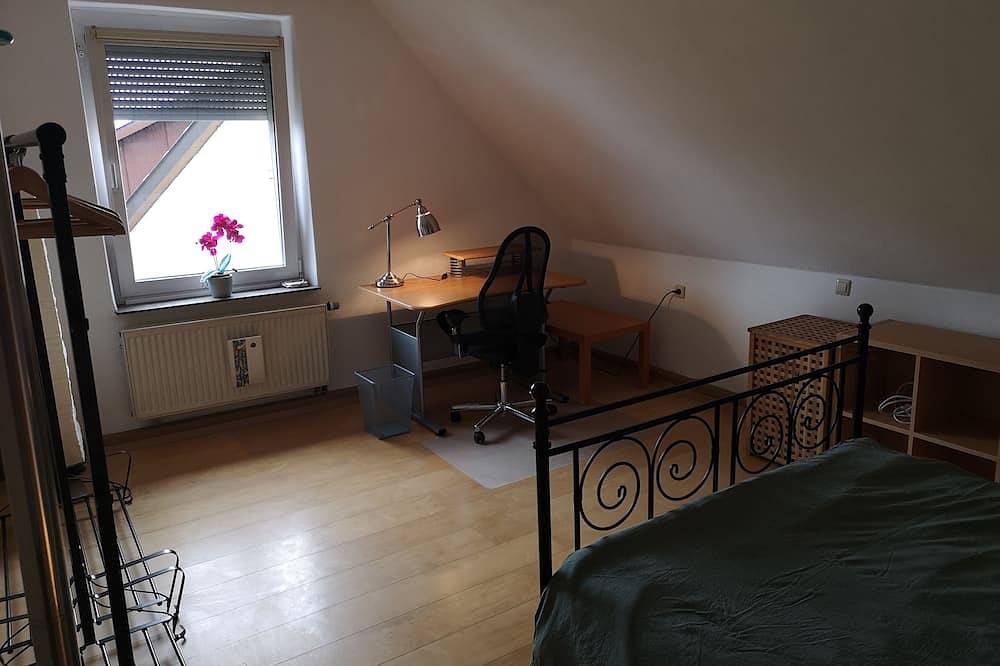 Ganze Wohnung, Drei Zimmer Appartment 2+2 Personen in Weingarten, Region Bodensee-Oberschwaben
