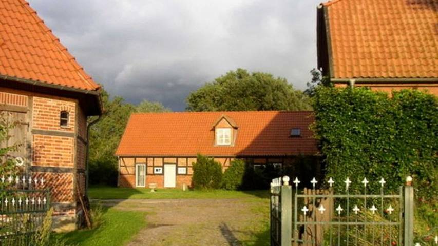 Ferienwohnung für 2 Personen, mit Garten in Amt Neuhaus - 2