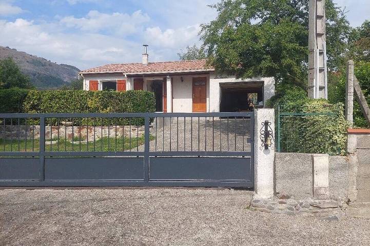 Villa pour 4 personnes, avec jardin, animaux acceptés dans les Pyrénées