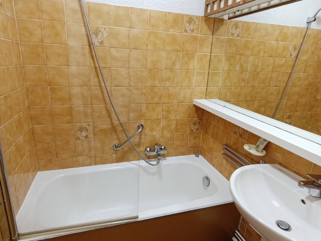 Ganzes Studio, Studio für 6 Personen mit Wlan, Meerblick in Roquebrune-Cap-Martin in Roquebrune-Cap-Martin, Nizza und Umgebung