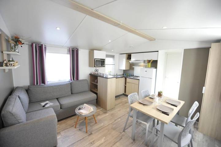 Camping pour 4 personnes, avec terrasse