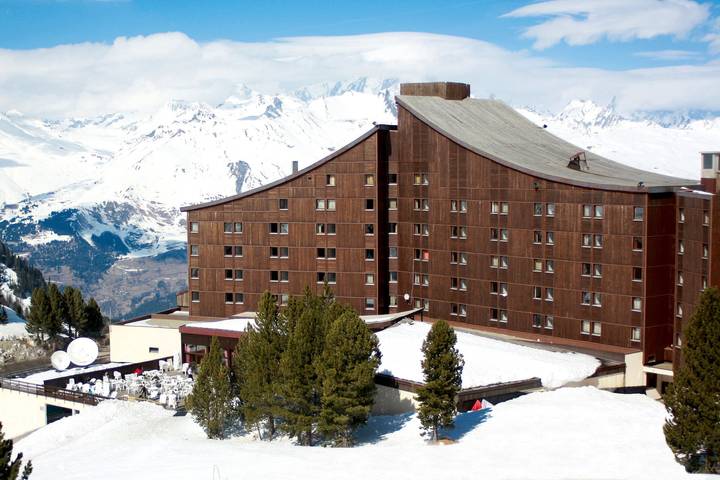 Hôtel pour 4 personnes, avec Jacuzzi ainsi que Piscine et Sauna dans Arc 2000 - 2