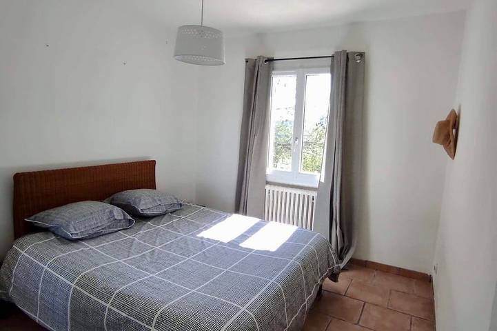 Location de vacances pour 6 personnes, avec jardin et terrasse, animaux acceptés à Tavel - 4