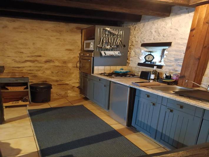 Location de vacances pour 2 personnes, avec jardin à Teilhet - 3