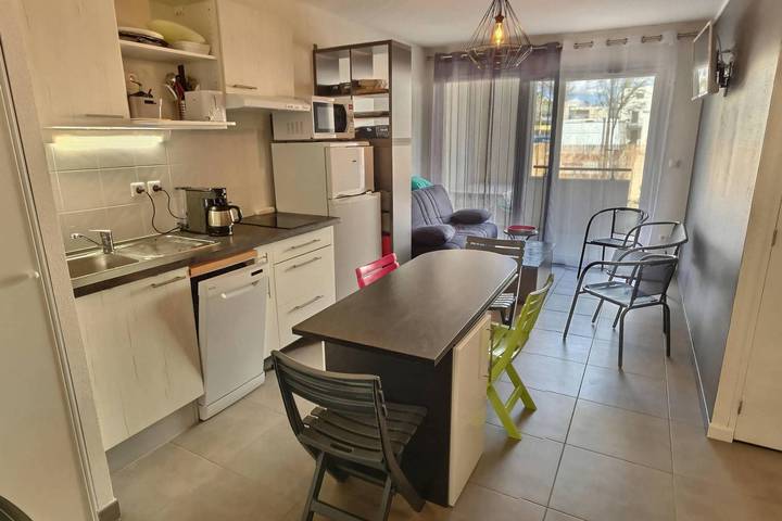 Gîte pour 4 personnes, avec jardin à Sérignan - 2