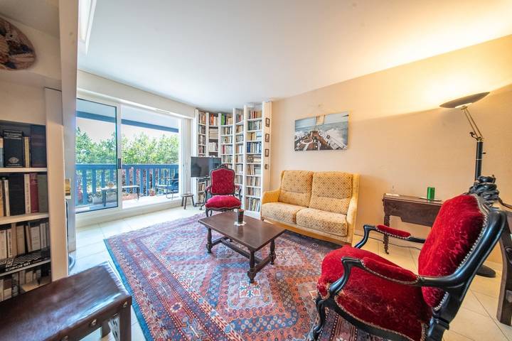 Apartamento entero, Grand Appartement Familial Vue Port avec Piscine in Kerjouanno, Arzon