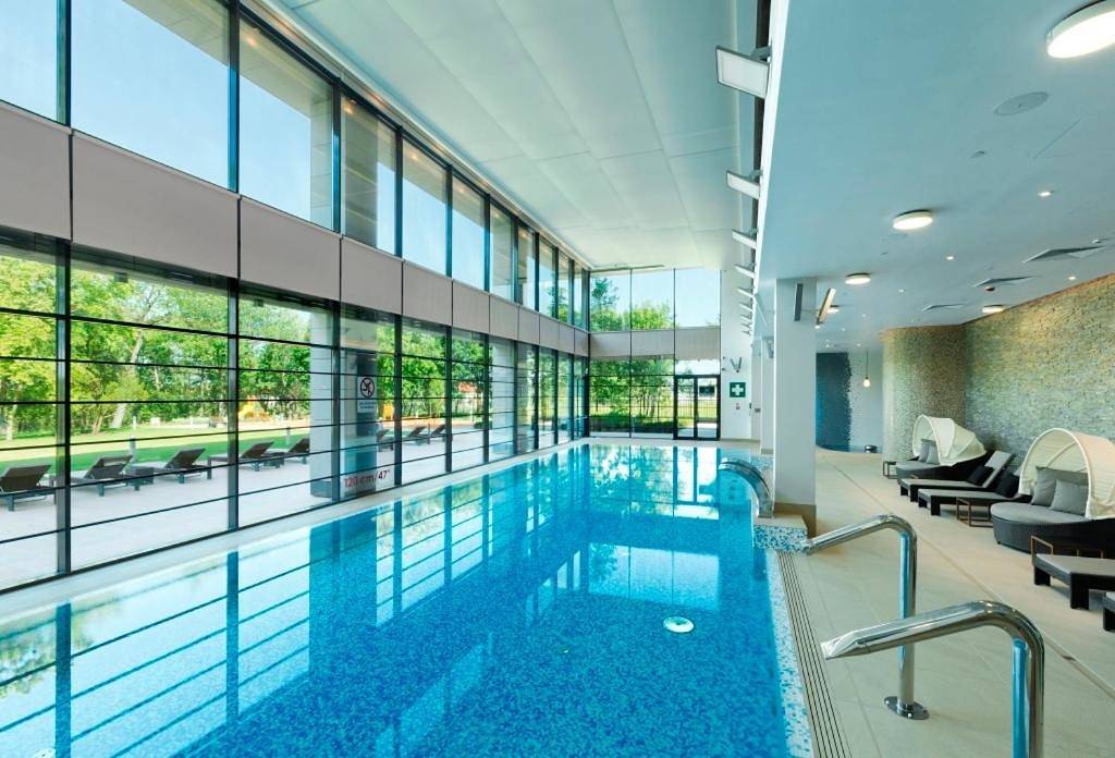 Doubletree by Hilton Hotel & Conference Centre Warsaw in Wawer, Warszawa