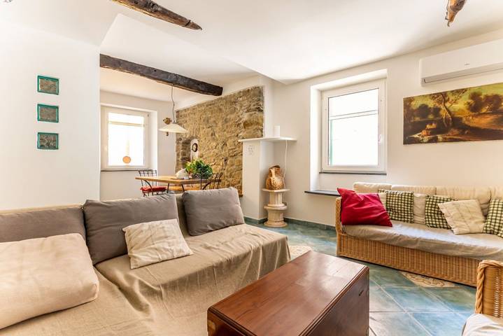 Apartamento entero, GuestHost - Altomare-Charming Flat in Cinque Terre in Riomaggiore, Riomaggiore Municipio