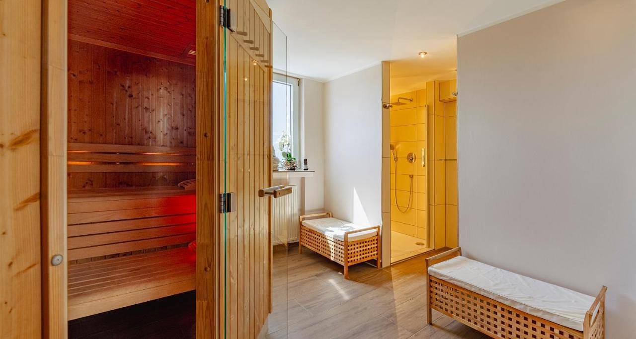 Plaza Premium Columbus Bremen in Mitte Bremen, Bremen