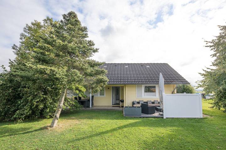 Ferienhaus für 2 Personen, mit Terrasse und Garten in Almdorf