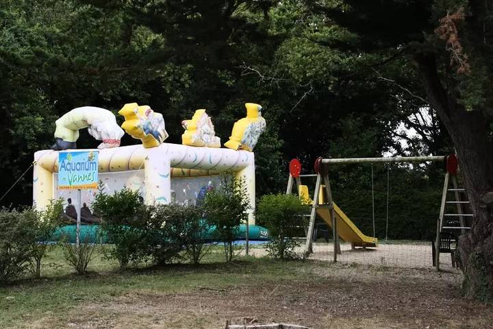 Camping für 6 Personen, mit Pool und Terrasse in Atlantikküste Frankreich - 4