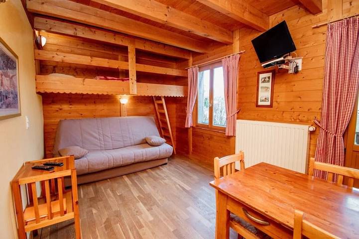 Gîte pour 4 personnes, avec Balcon dans Les Hôpitaux-Vieux