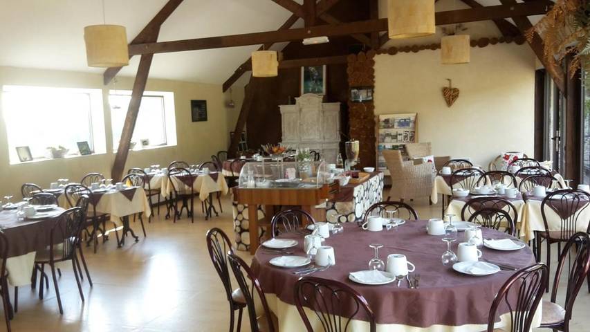 Hôtel pour 2 personnes, avec jardin et terrasse ainsi que jacuzzi et sauna à Clécy - 2