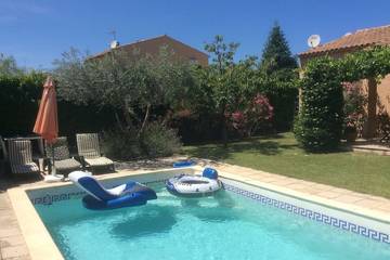 Gîte pour 5 personnes, avec terrasse et jardin dans Abbaye de Saint Michel de Frigolet