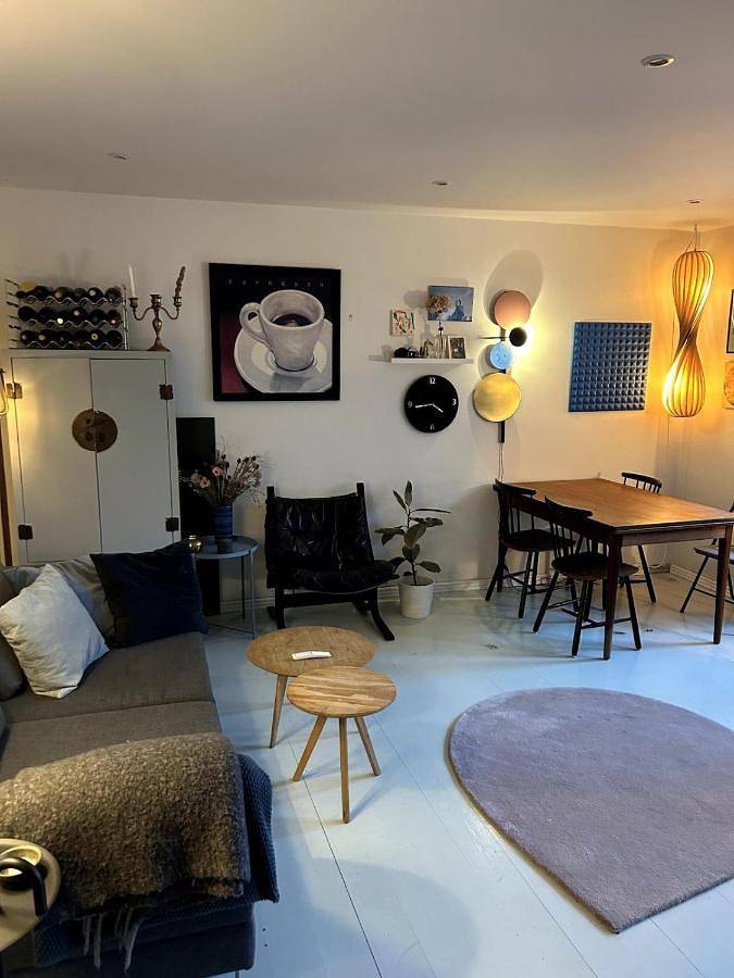 Ferieleilighet for 3 personer, med Terrasse og Hage i Frederiksberg 