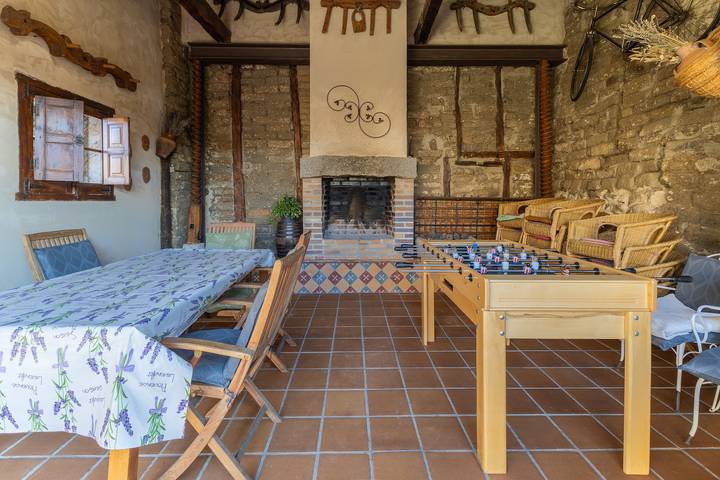 Casa rural para 16 personas, con jardín, Se admiten mascotas en Provincia de Segovia - 3