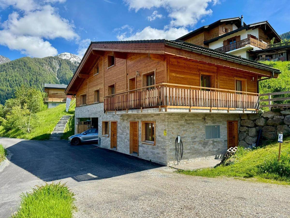 La Tzoum'hostel in Villy VS, Riddes